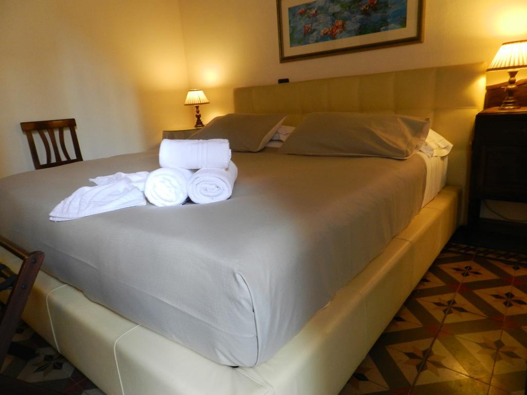 קטאניה B&B La Vecchia Palma מראה חיצוני תמונה
